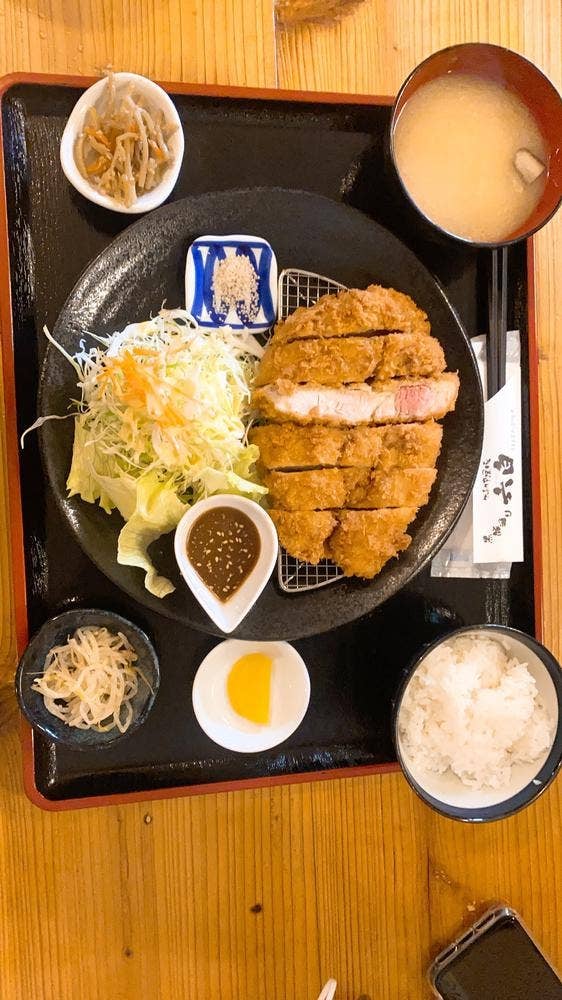 黒豚通り 六白 諌早本店