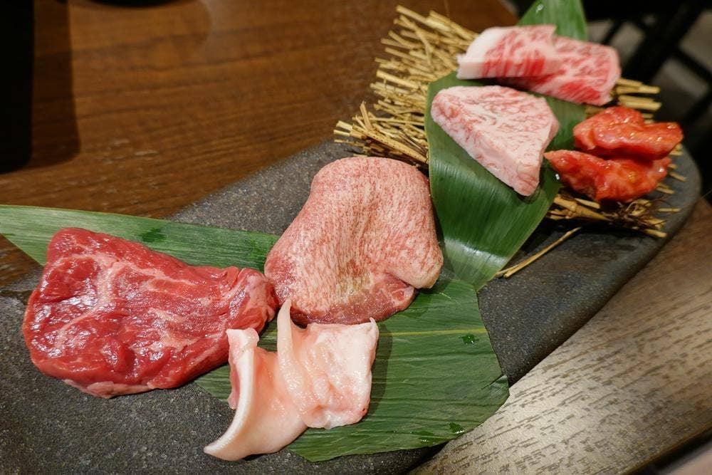 焼肉 あづま