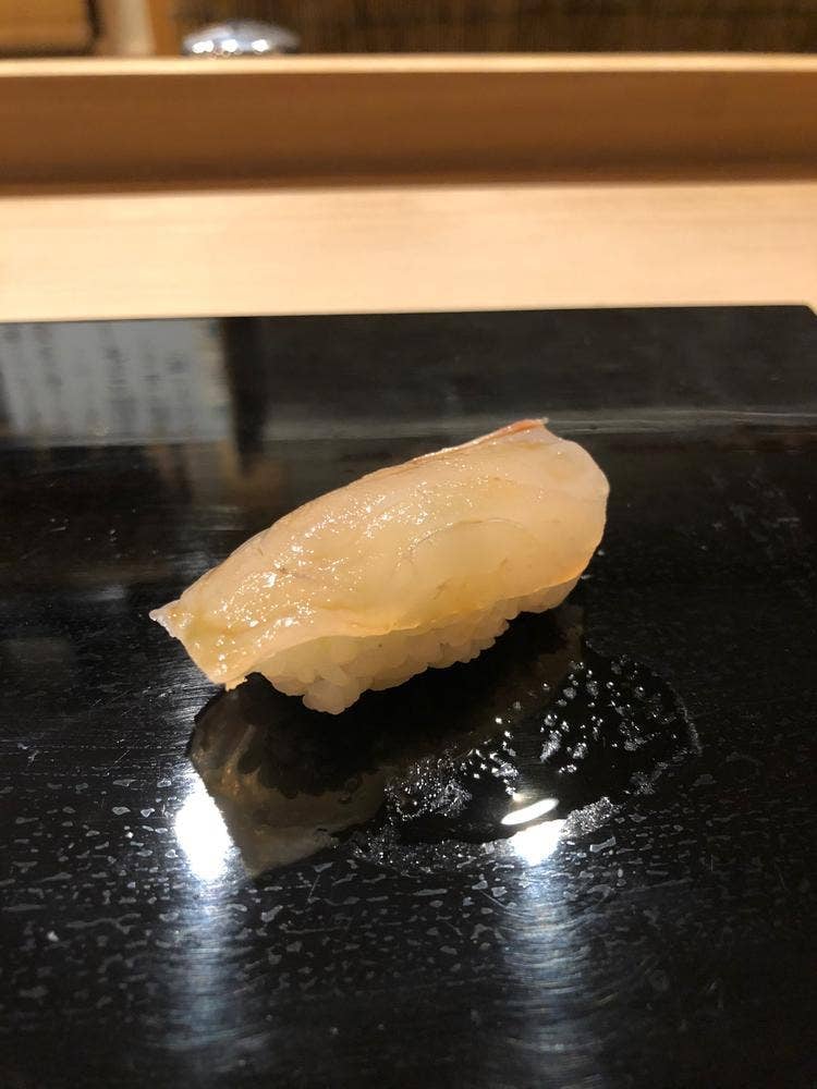 鮨楽 さかえや