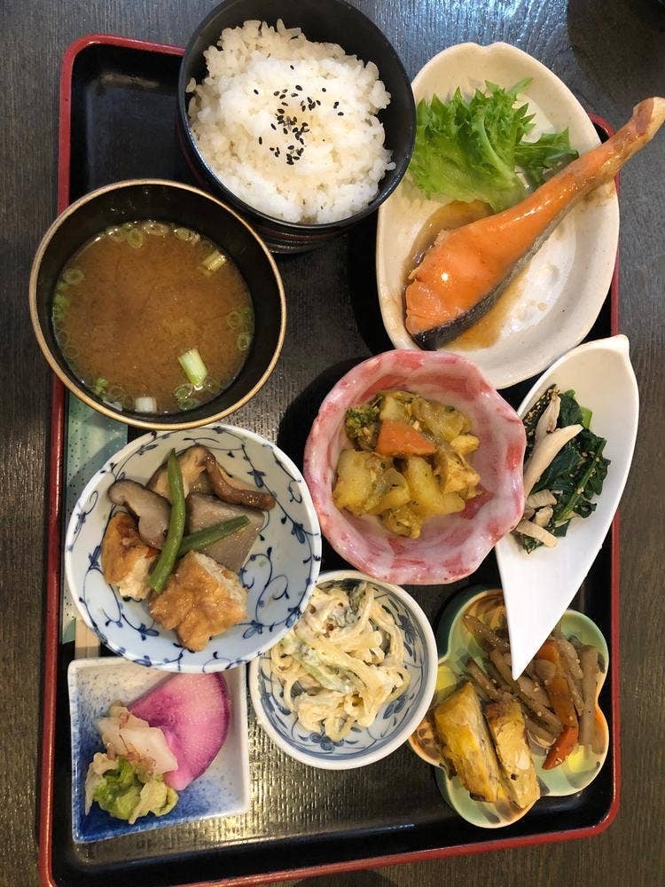 茶房 里吉