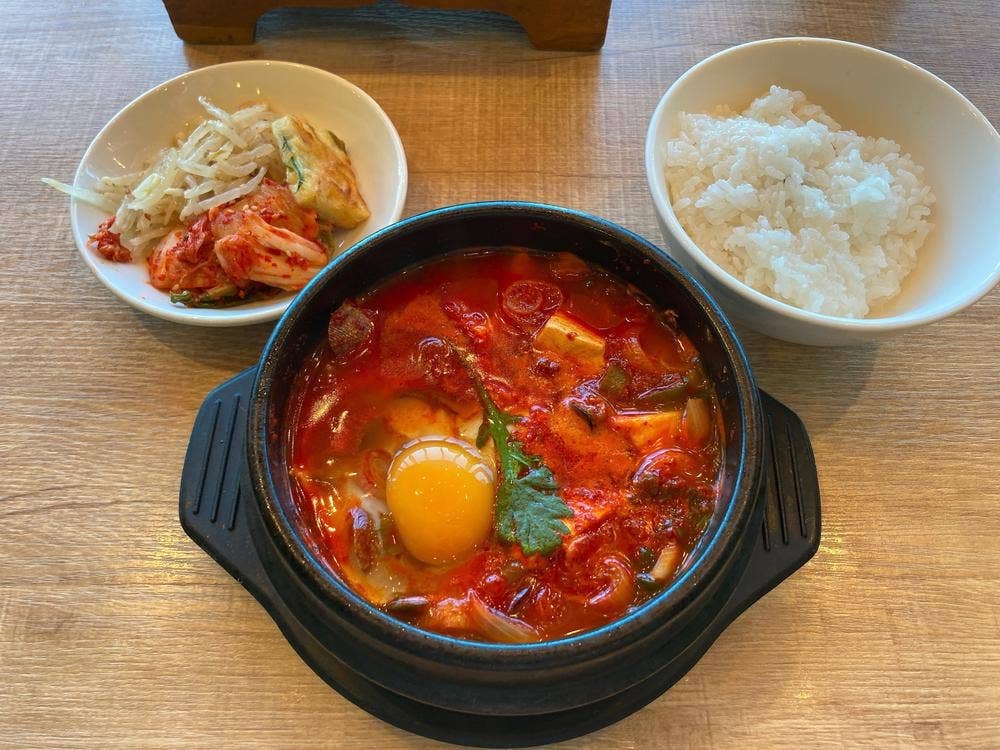 韓国料理 bibim' KITTE博多店