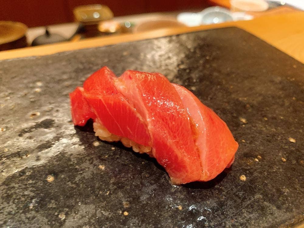 鮨 大地