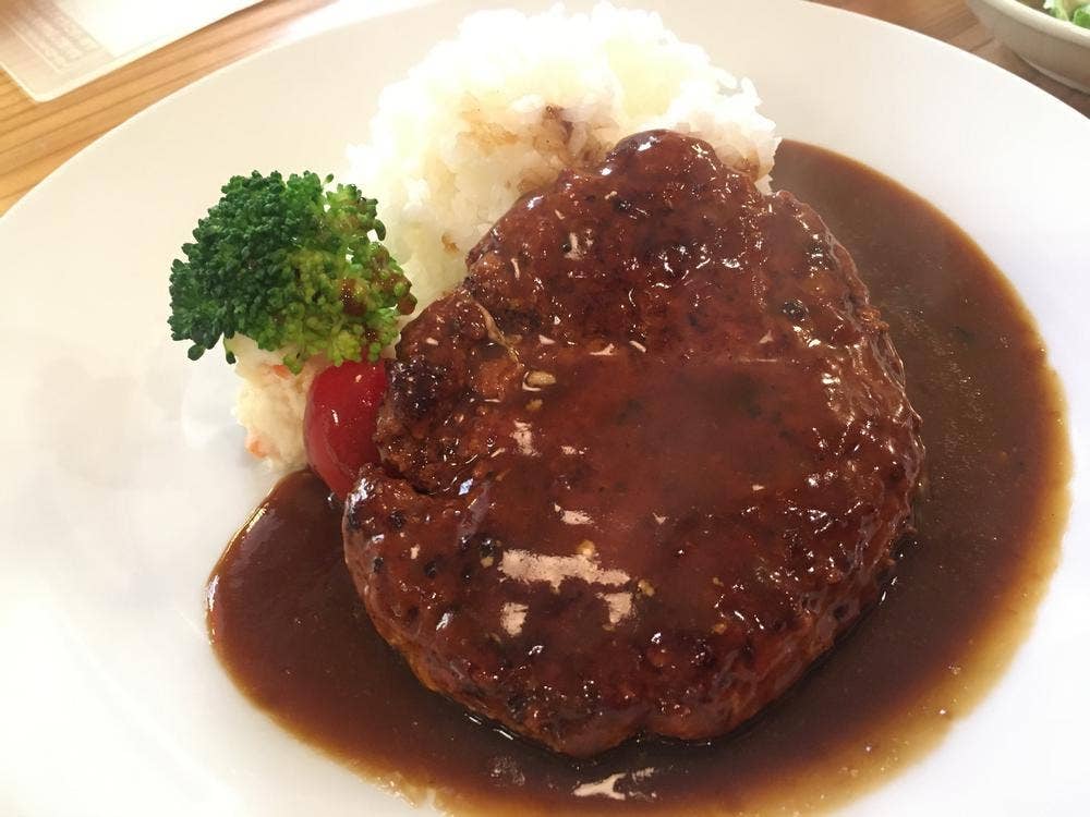 洋食 ノブ