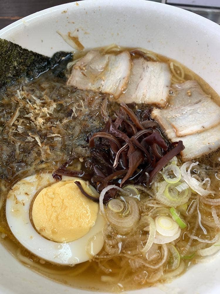 和食屋が作る煮干しラーメン 彩