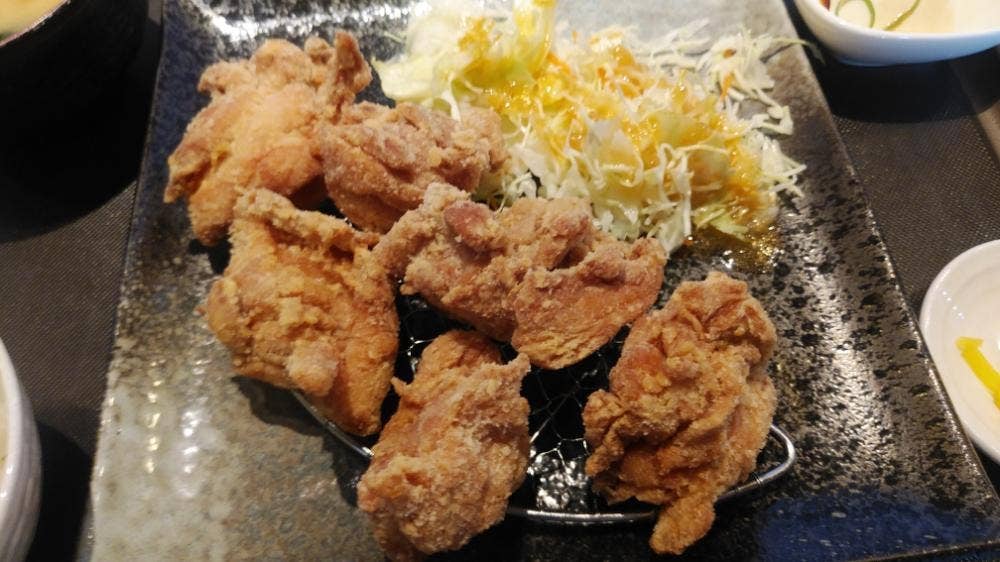 からあげ食堂 黒べえ