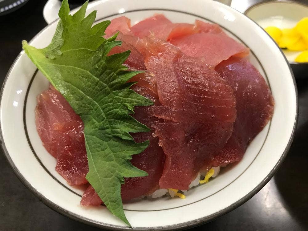 市場の食堂
