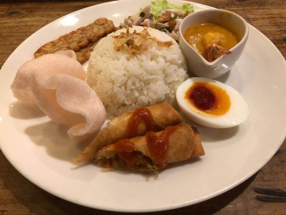 CAFE NADI