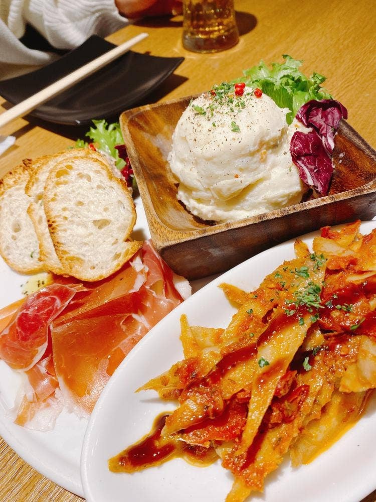 ガーリックテーブル 横浜西口店