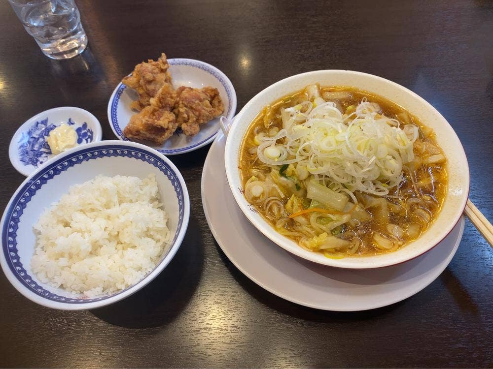 彩華ラーメン 八幡店