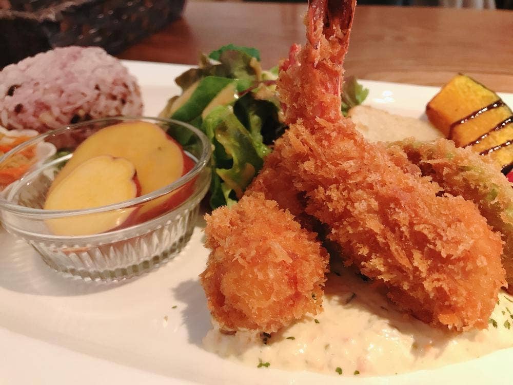 RIZZA DINING