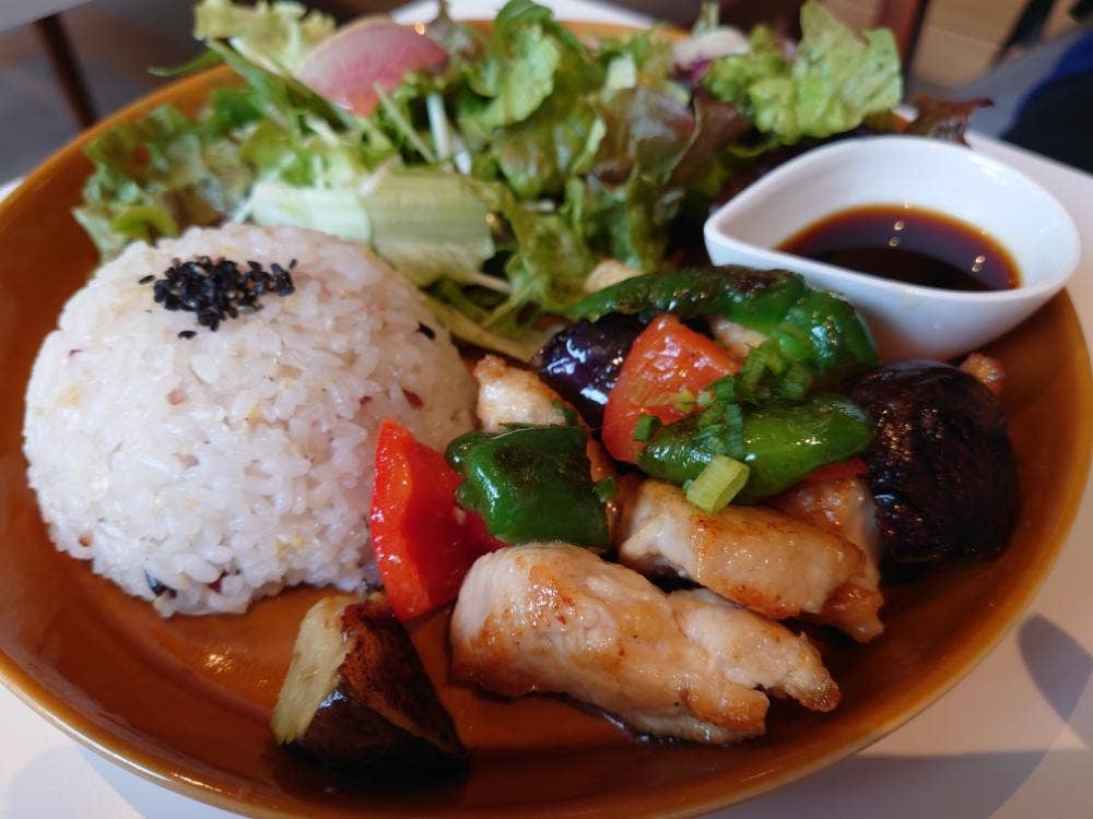28CafE