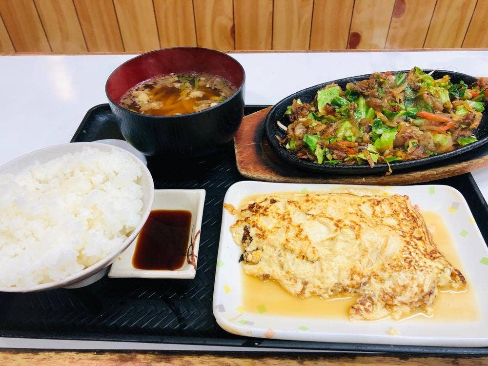 にしな