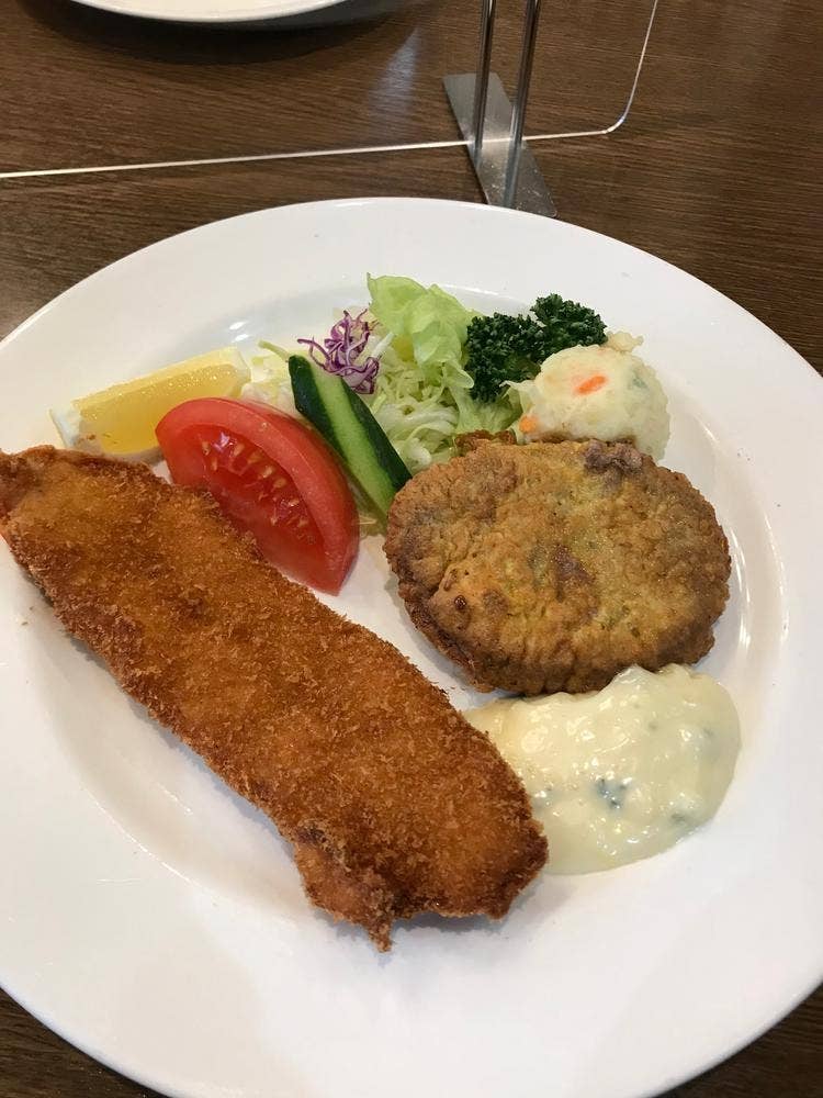洋食のビーハイブ