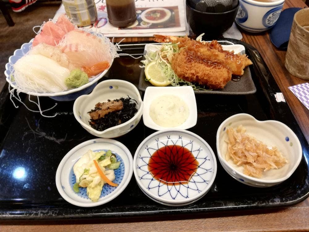 海鮮亭 浦島屋
