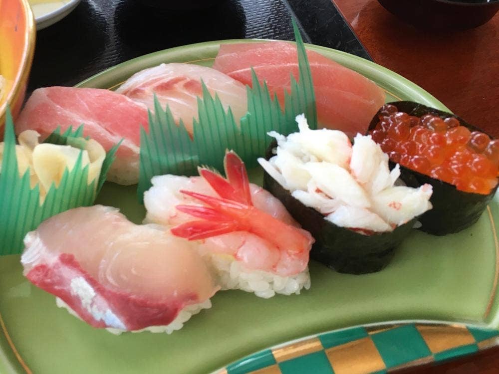 すし処行栄