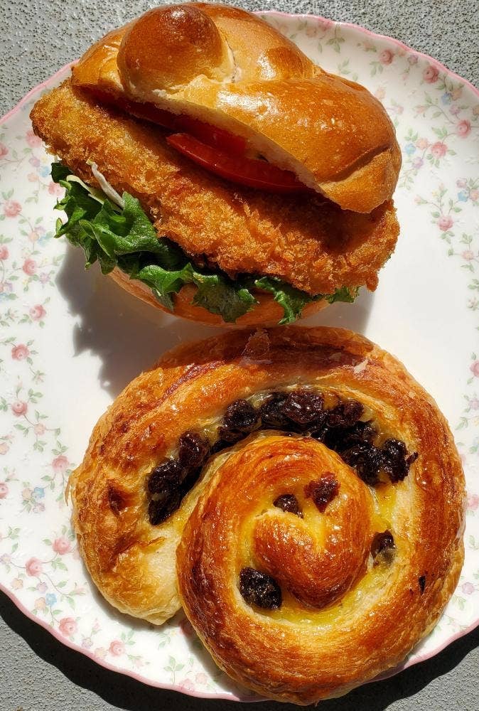 ベーカリー＆カフェ ルパ つつじヶ丘店