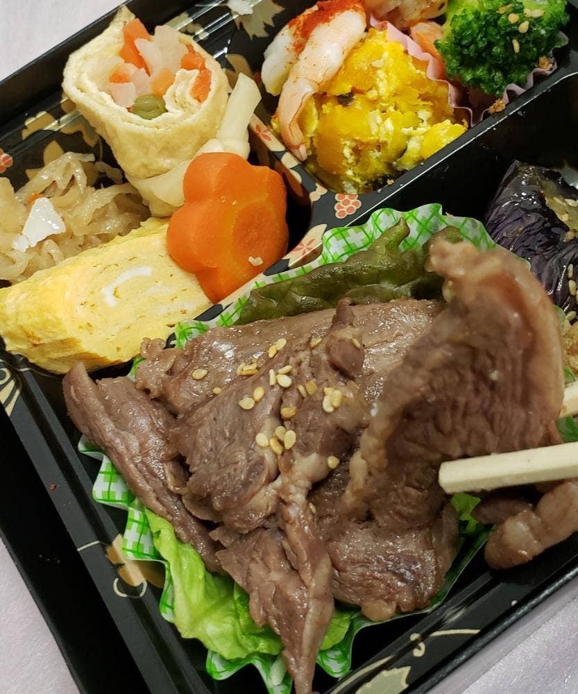 大阪宅配弁当専門店かどや