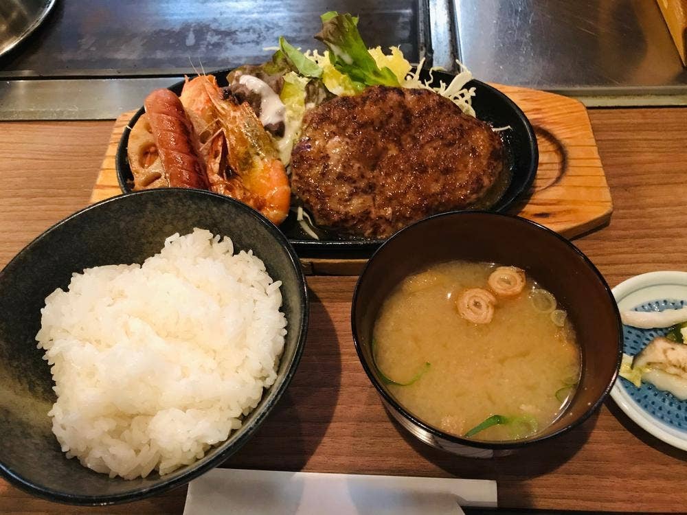 鉄板食堂 テンホウ