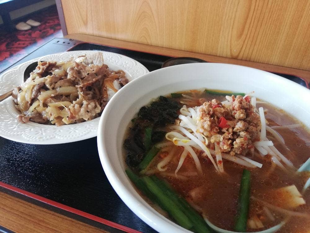 唐人飯店