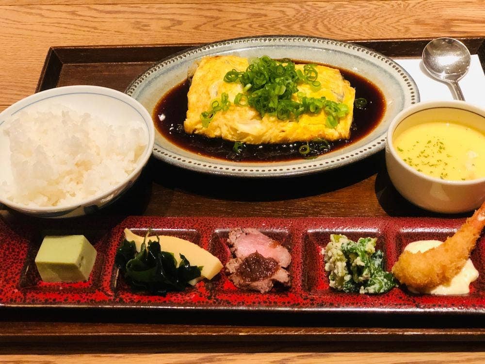 洋食 あじと