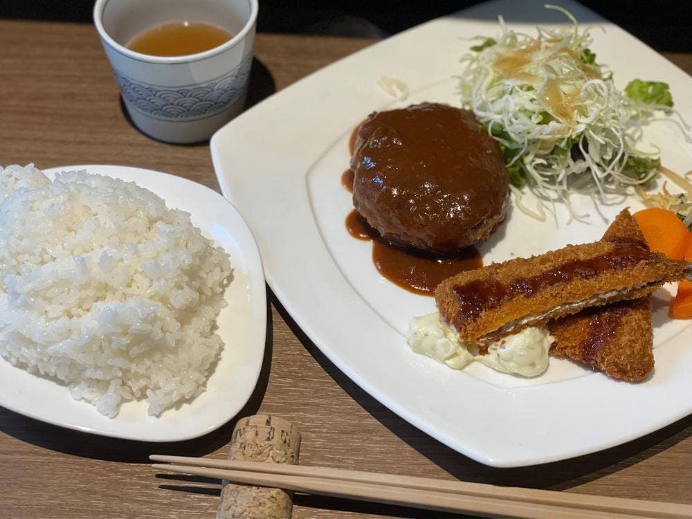 洋食 まつおか