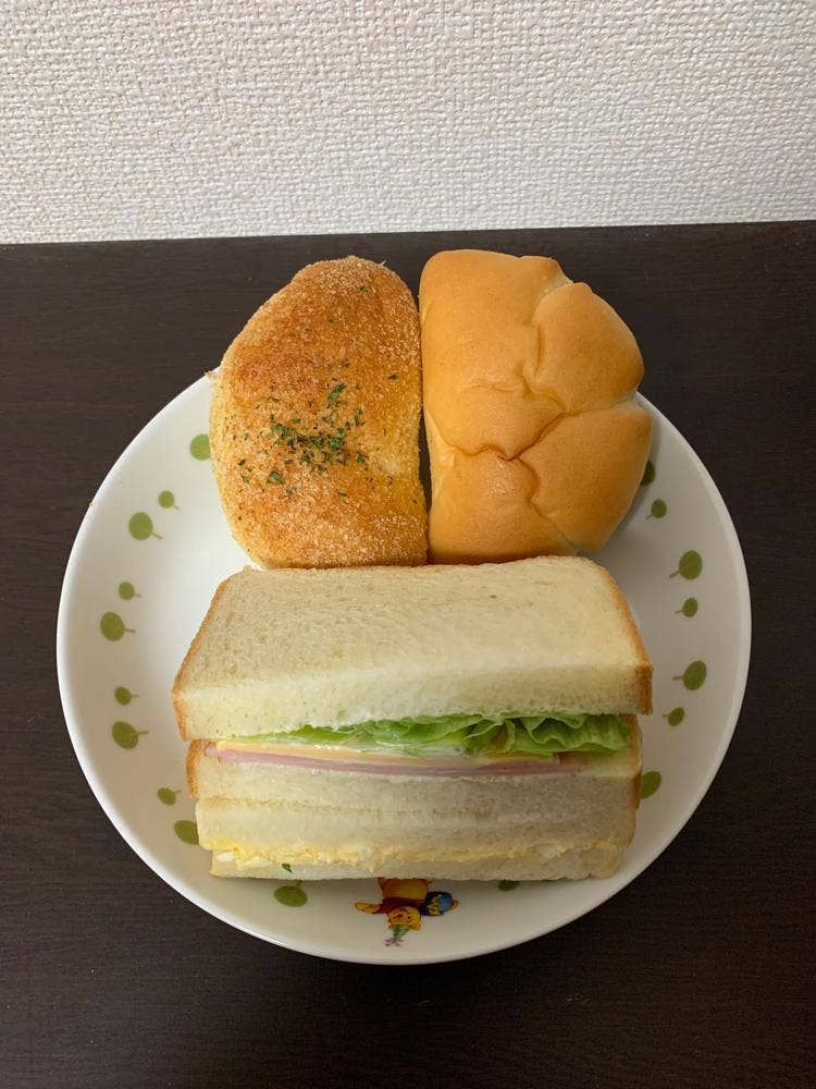 ベーカリーころ・ころ