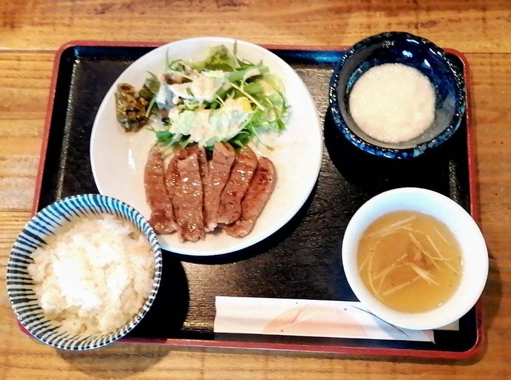 炭火屋 ほり江