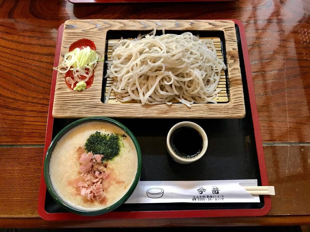 手打そばや 今昔