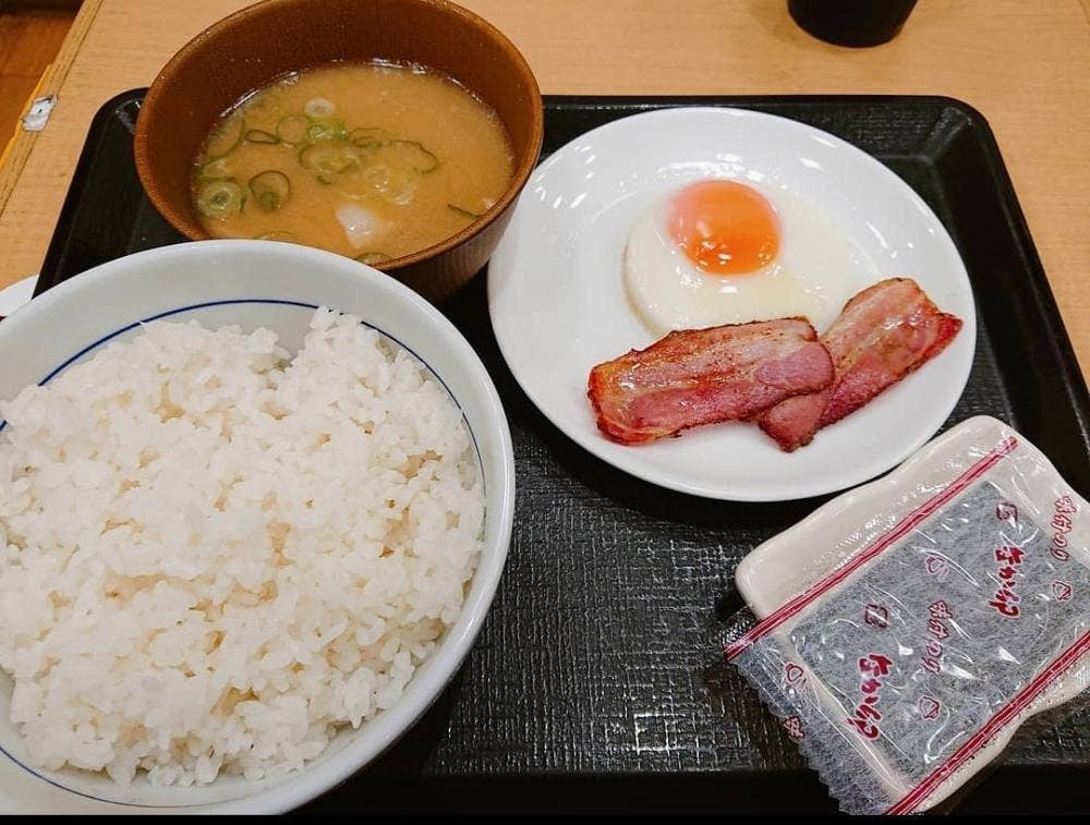 なか卯 成増店