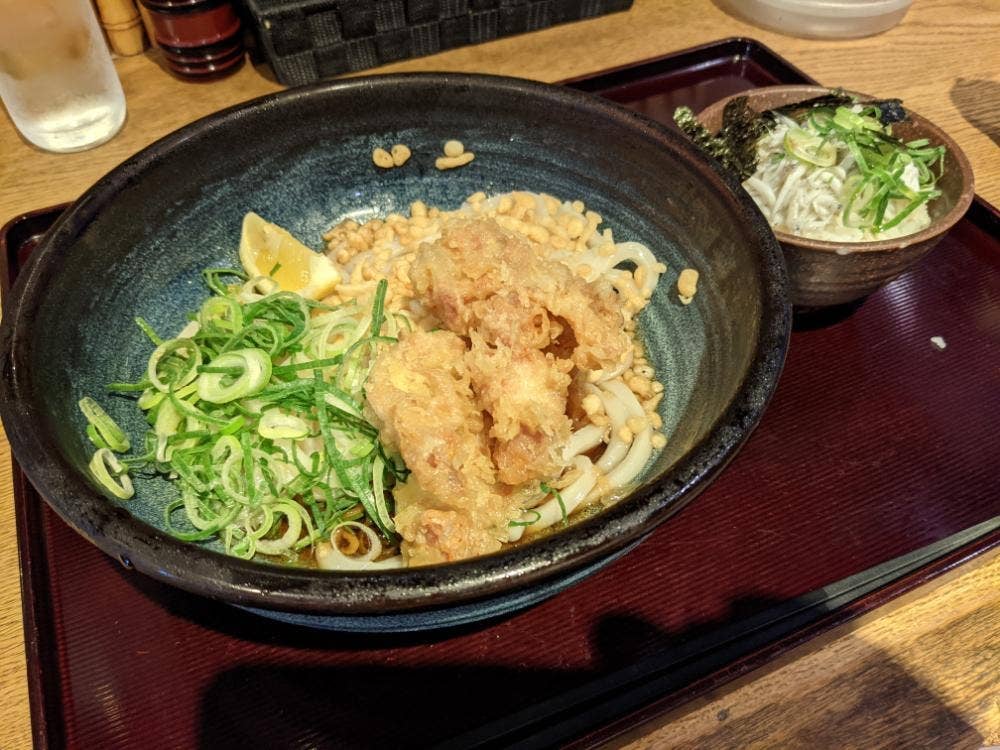 七弐八製麺