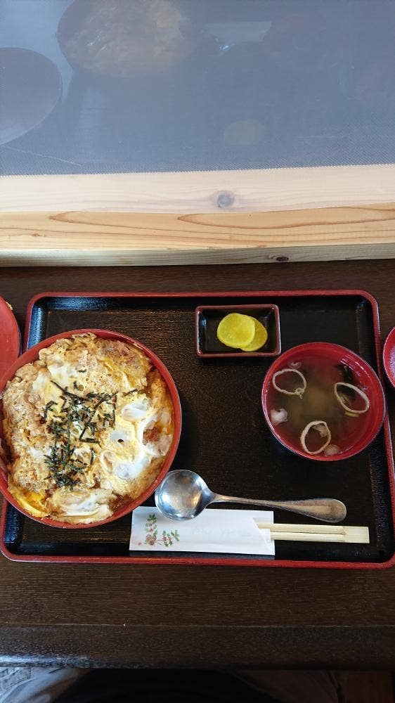 食事処しんや