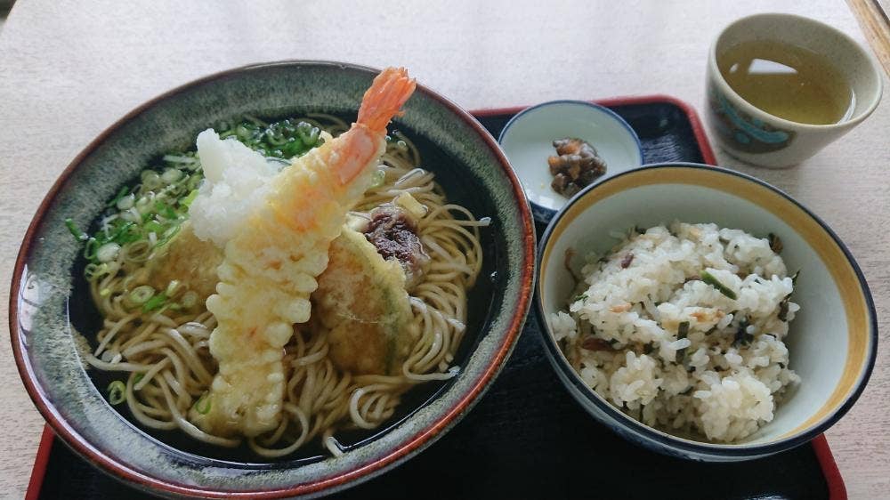 そば食堂・水無月亭