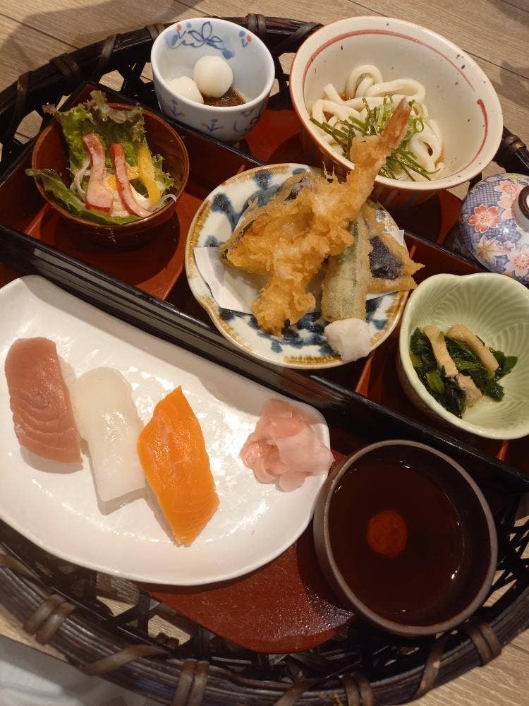 かかし イオンモール札幌発寒店