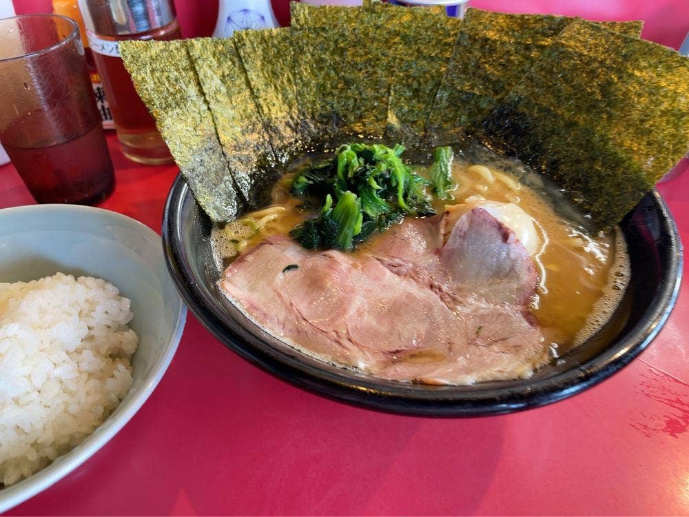 横浜ラーメン とんこつ家 鹿島店