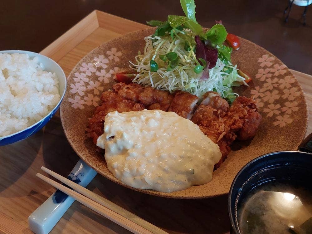 喫茶アイボリー