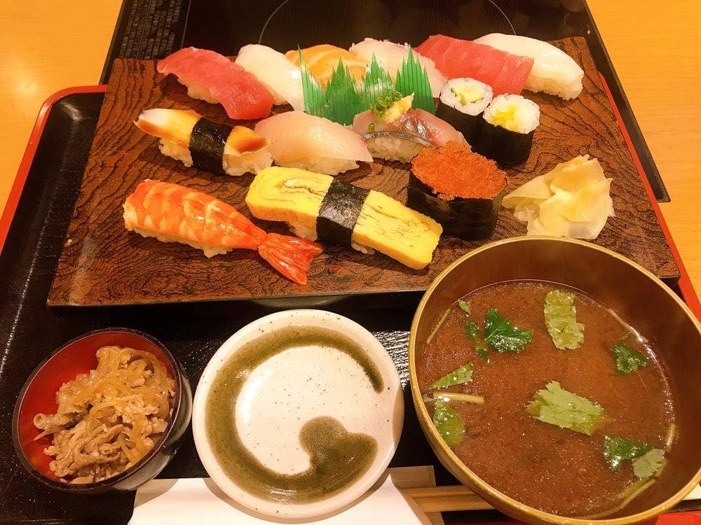 おやじすし一喜 蒲生四丁目店