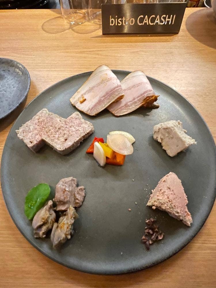 Bistro CACASHI