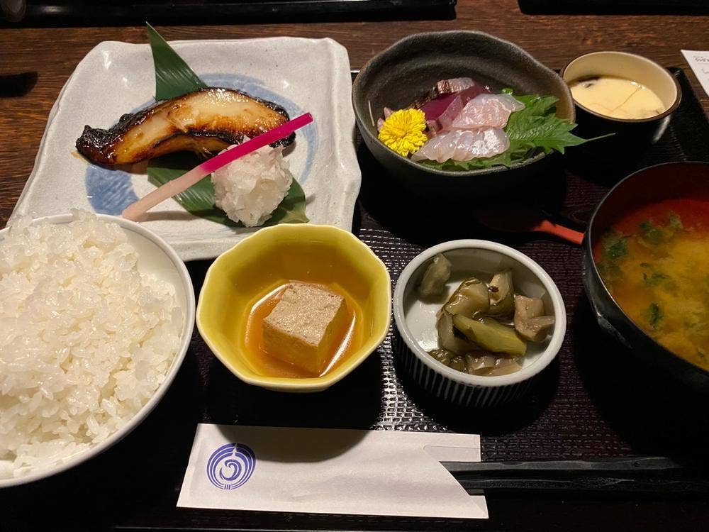 魚釜 日本橋横山町店