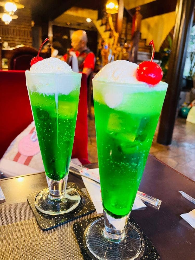 カフェ 英国館
