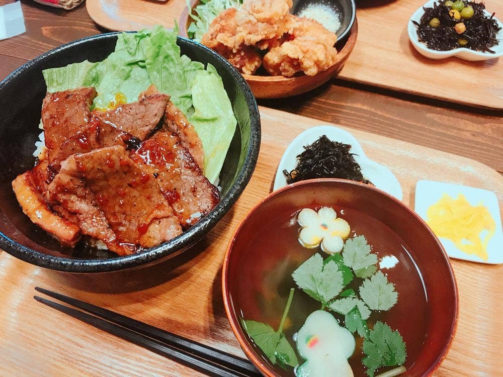 DINING CAFE KIRAHOUSE