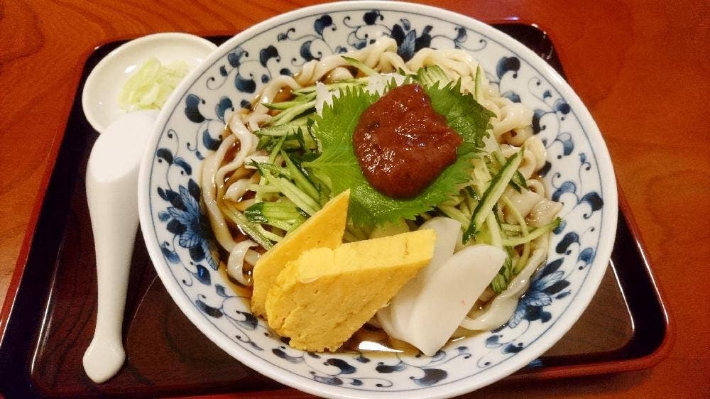 三由そば店
