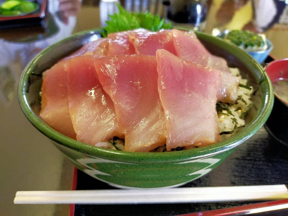 どんぶりや