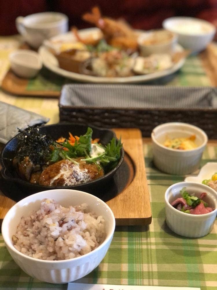 Bob's カフェ うまごやKope