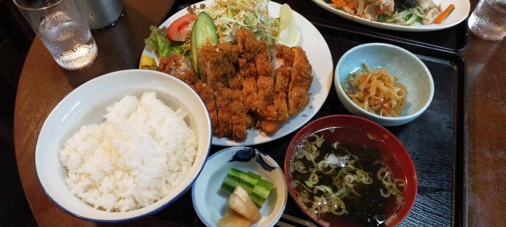 銚子屋食堂