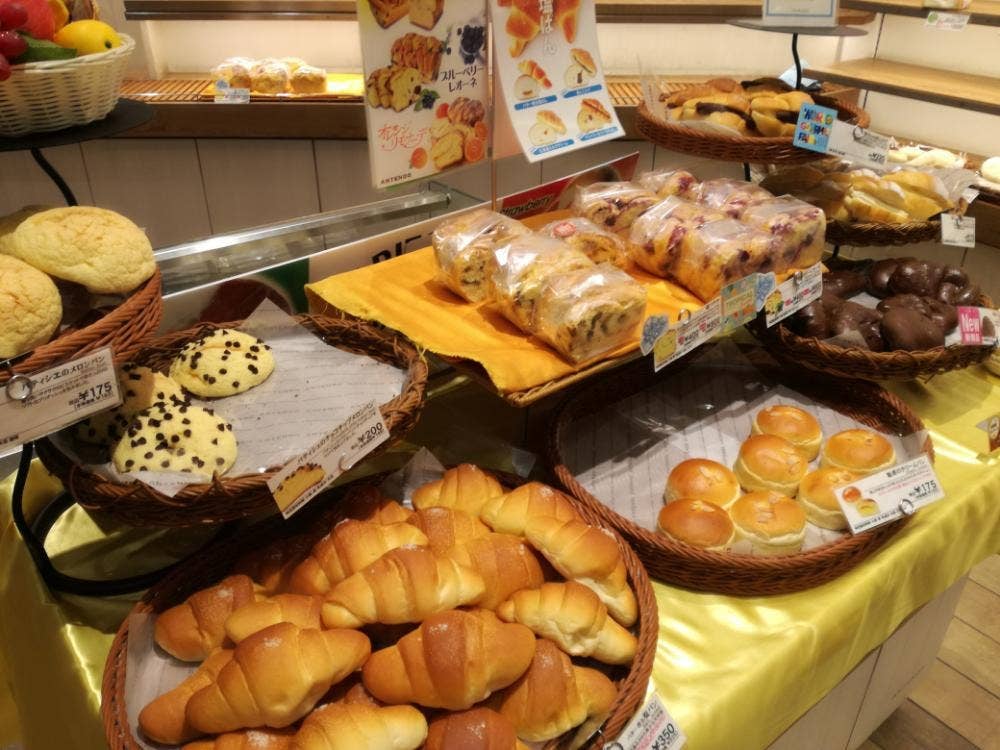 ベーカリカフェ アンテンドゥ エキュート立川店