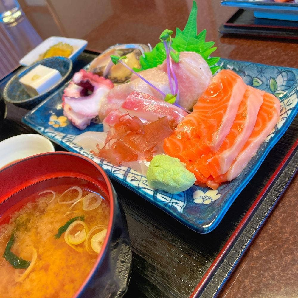 お食事処かなめ