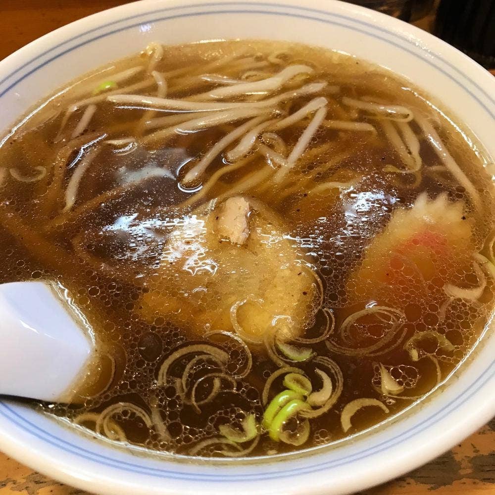 新宿飯店