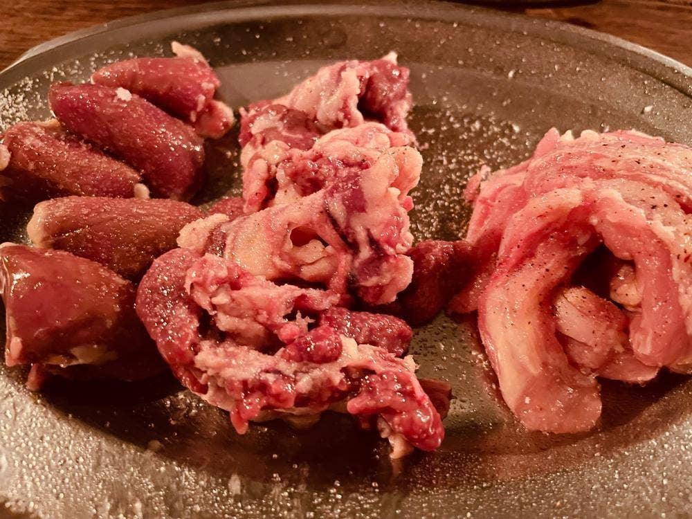 炭火焼く鳥 sotlylaisse