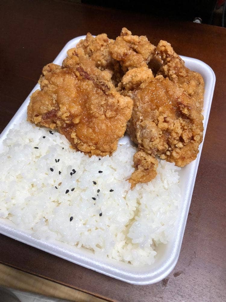 から揚げ専門店 から丸 三原店