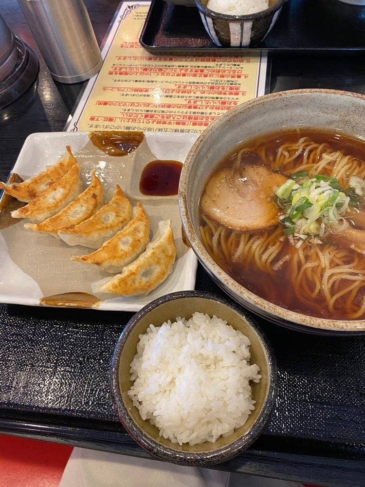 五味八珍高丘店
